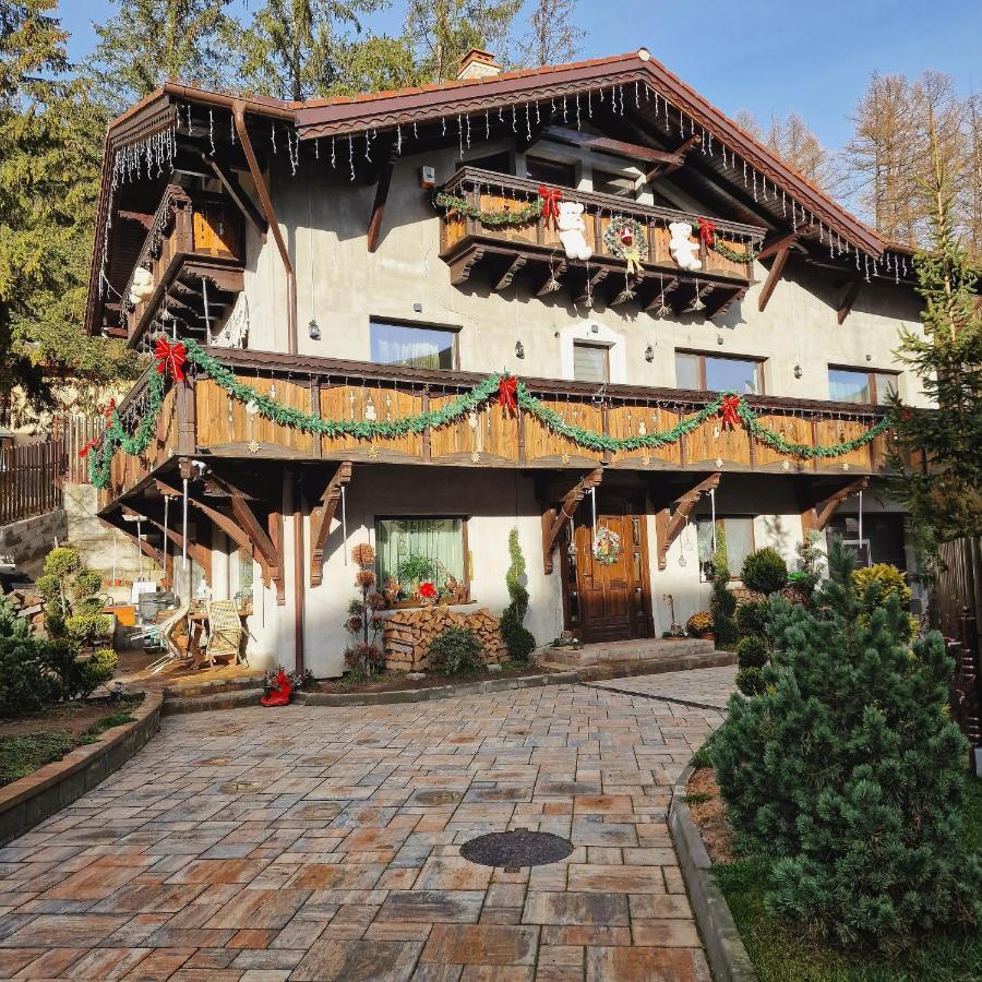 Amor Tirol Busteni (Adults Only) Exterior photo